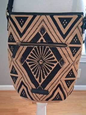 Lucky Brand Woven Geometric Crossbody Bag - Black & Tan